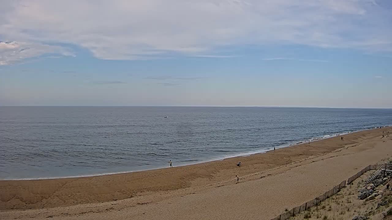 Newburyport, Plum Island Beach South Live Cam - Newburyport, Essex, Massachusetts, USA