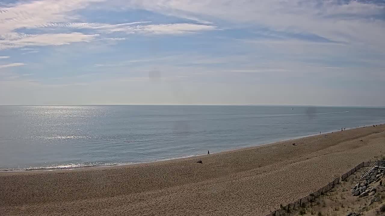Newburyport, Plum Island Beach South Live Cam - Newburyport, Essex, Massachusetts, USA