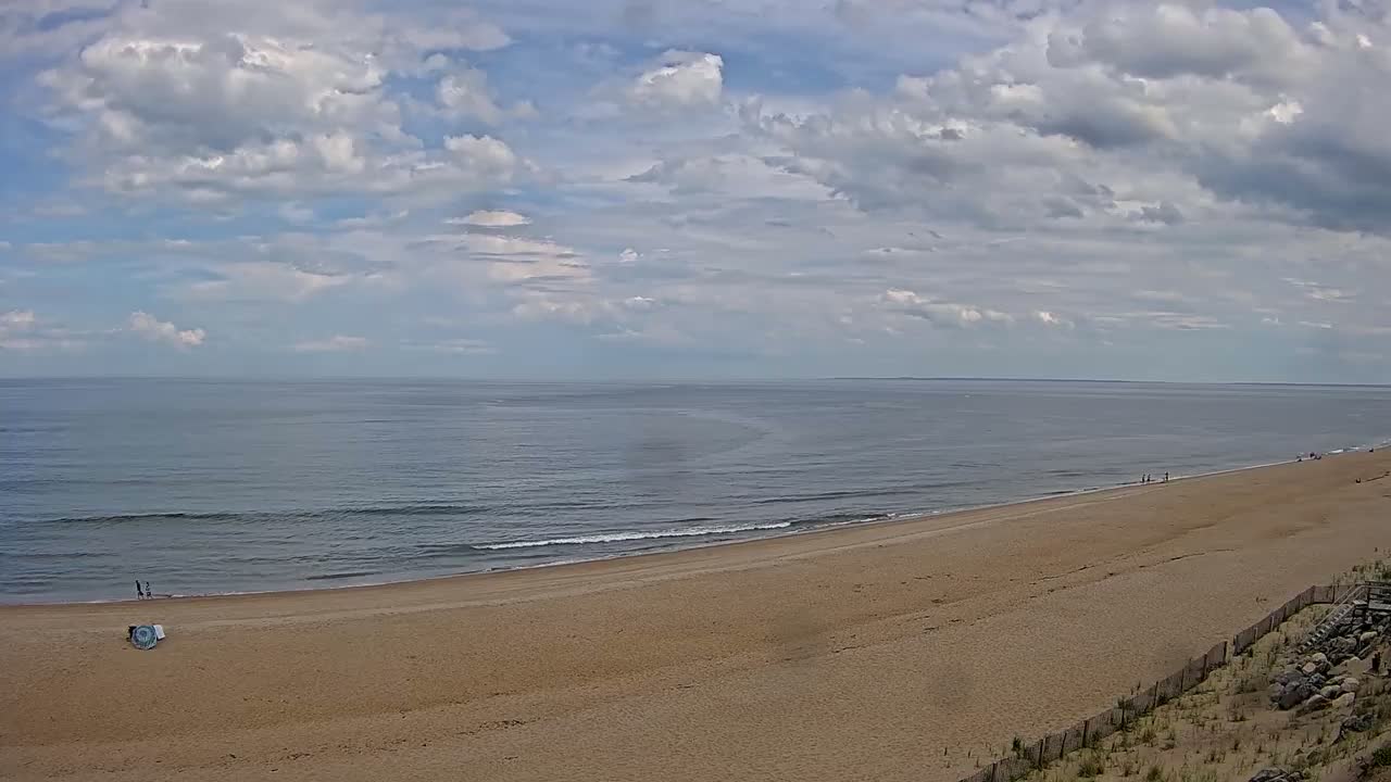 Newburyport, Plum Island Beach South Live Cam - Newburyport, Essex, Massachusetts, USA