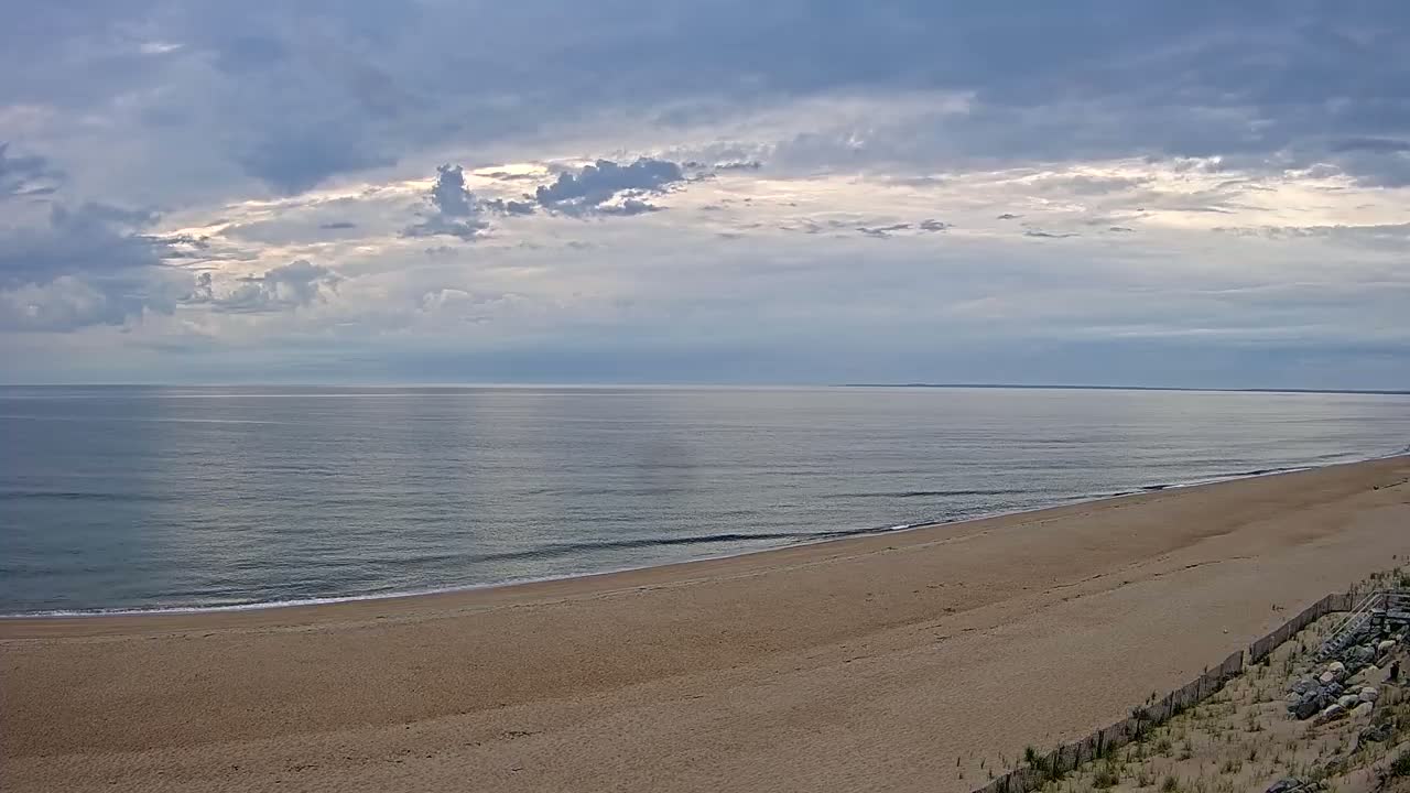 Newburyport, Plum Island Beach South Live Cam - Newburyport, Essex, Massachusetts, USA