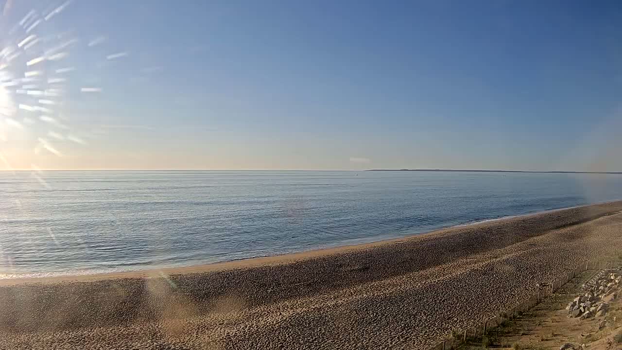 Newburyport, Plum Island Beach South Live Cam - Newburyport, Essex, Massachusetts, USA