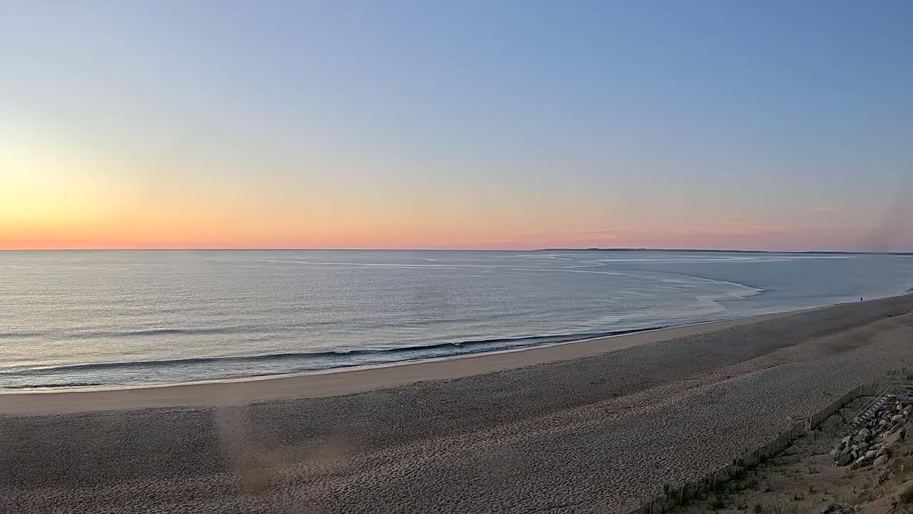 Newburyport, Plum Island Beach South Live Cam - Newburyport, Essex, Massachusetts, USA