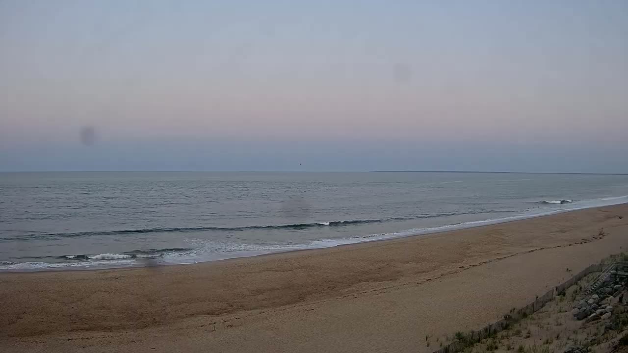 Newburyport, Plum Island Beach South Live Cam - Newburyport, Essex, Massachusetts, USA