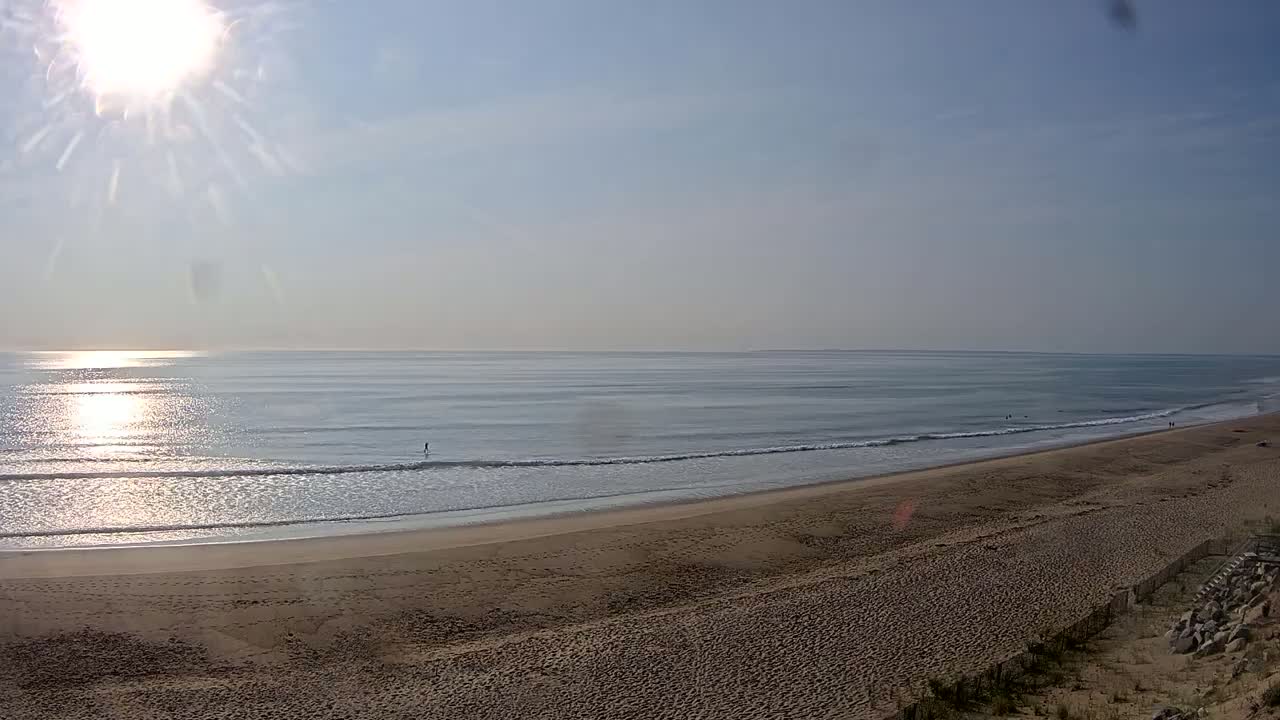 Newburyport, Plum Island Beach South Live Cam - Newburyport, Essex, Massachusetts, USA