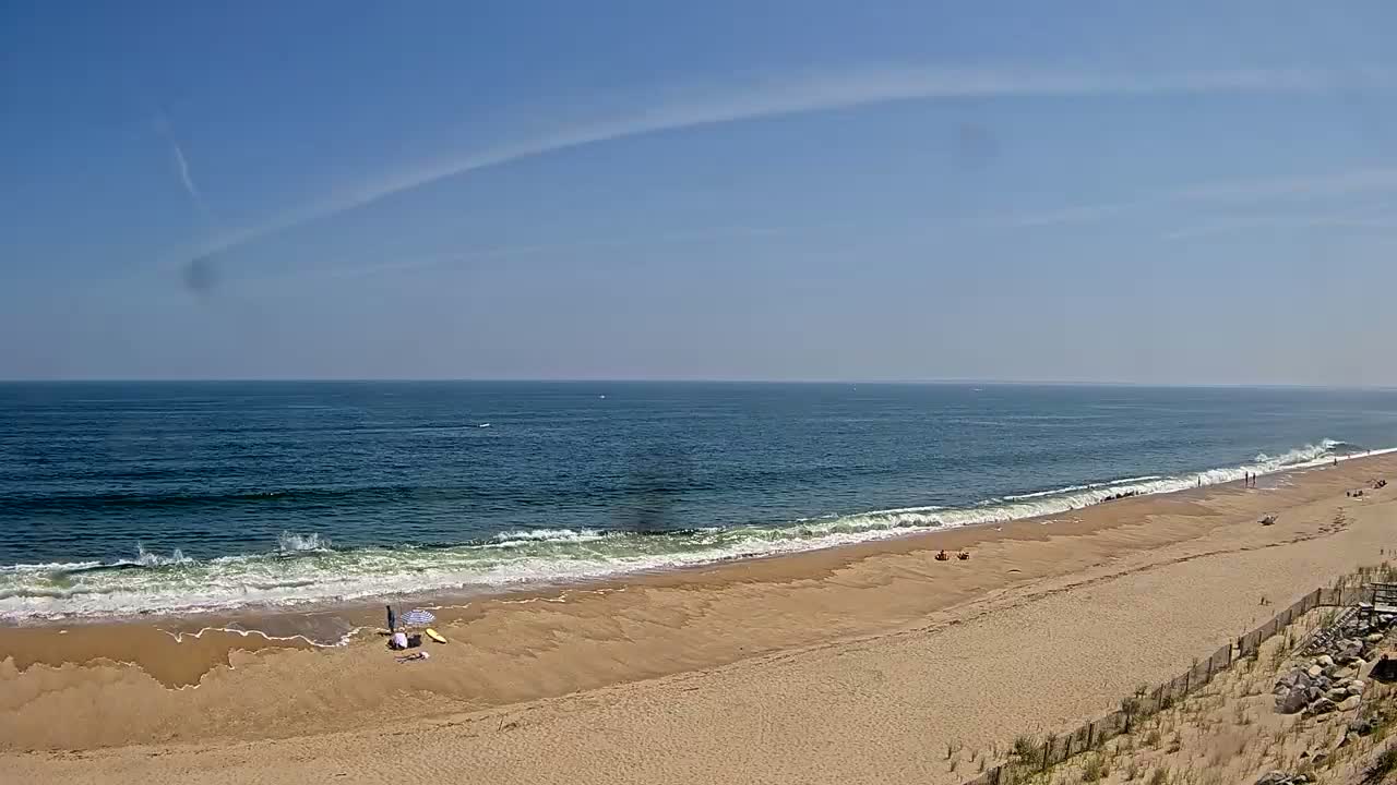 Newburyport, Plum Island Beach South Live Cam - Newburyport, Essex, Massachusetts, USA