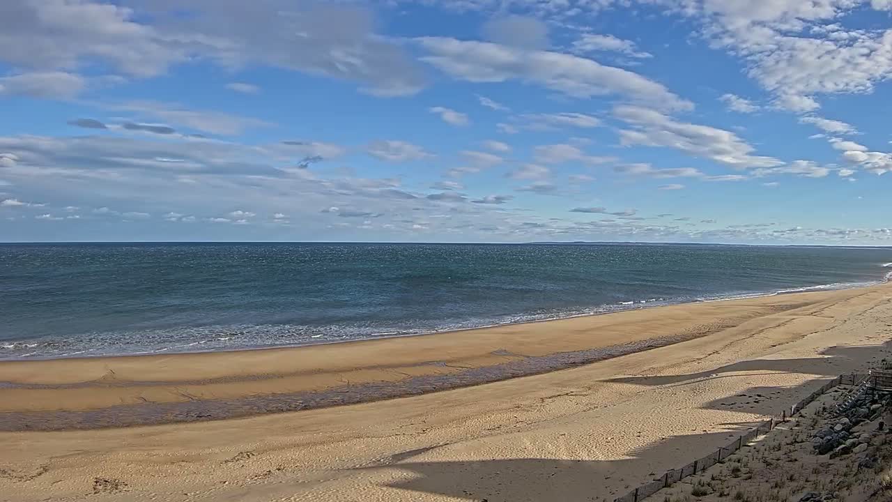 Newburyport, Plum Island Beach South Live Cam - Newburyport, Essex, Massachusetts, USA
