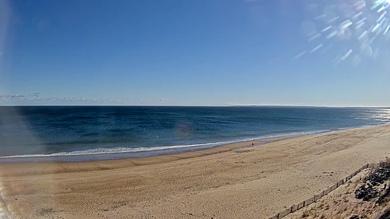 Newburyport, Plum Island Beach South Live Cam - Newburyport, Essex, Massachusetts, USA
