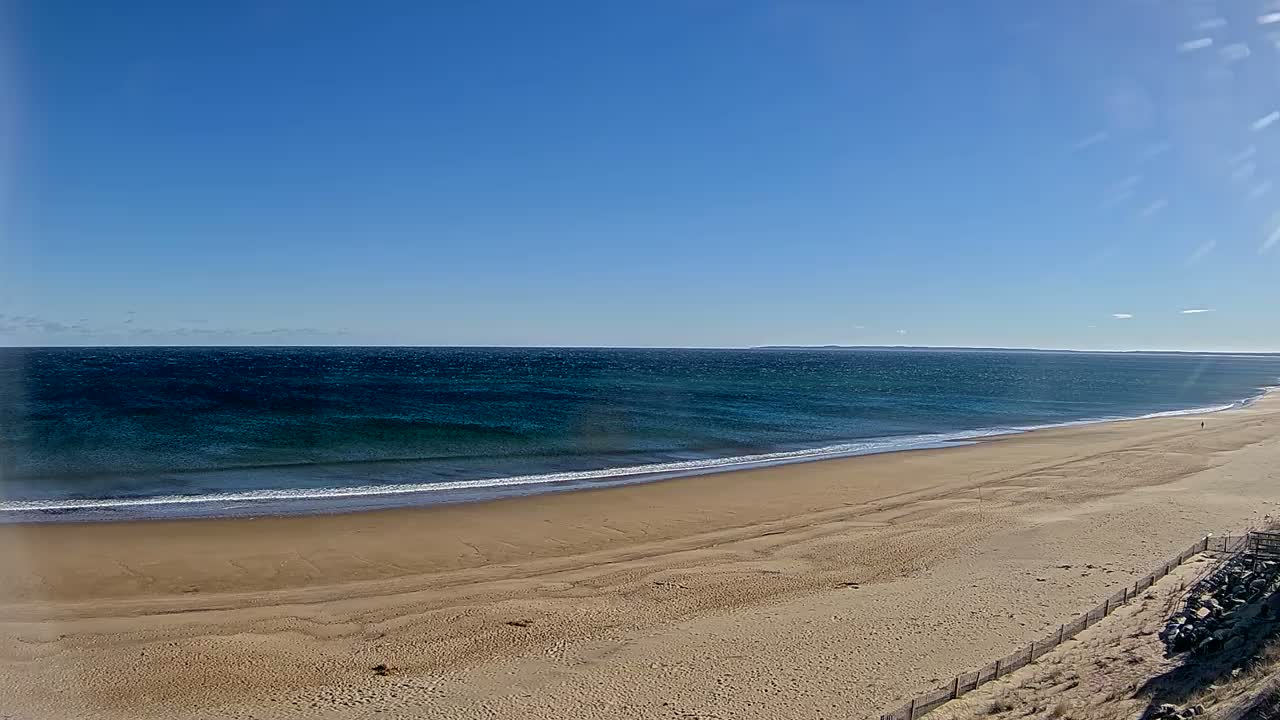 Newburyport, Plum Island Beach South Live Cam - Newburyport, Essex, Massachusetts, USA