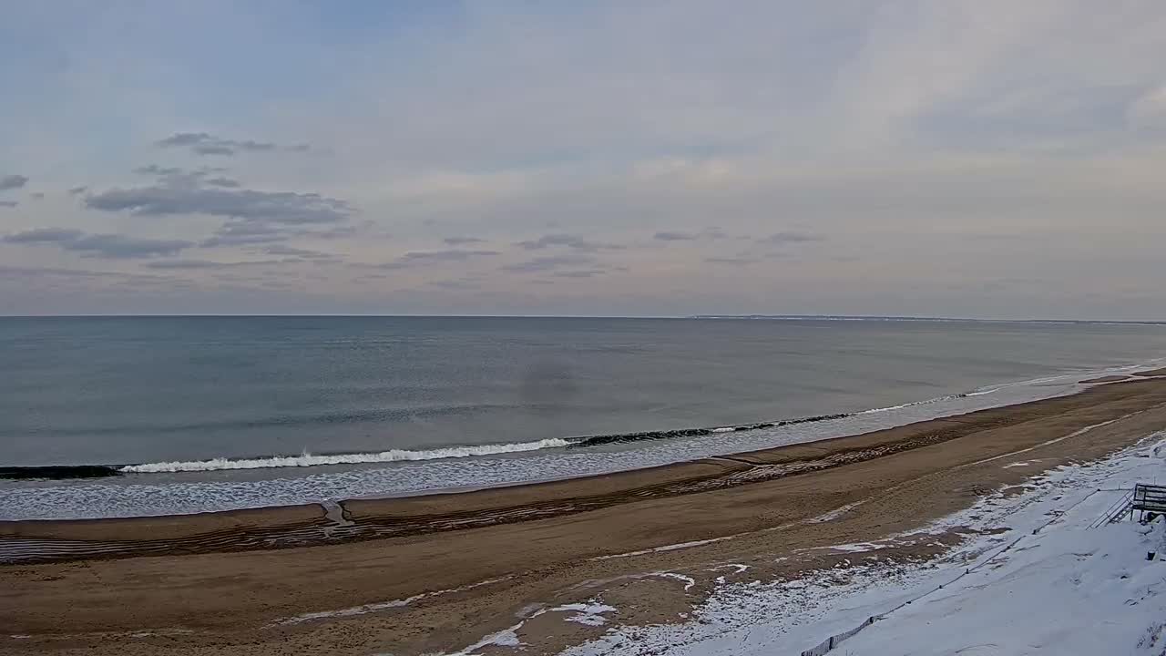 Newburyport, Plum Island Beach South Live Cam - Newburyport, Essex, Massachusetts, USA