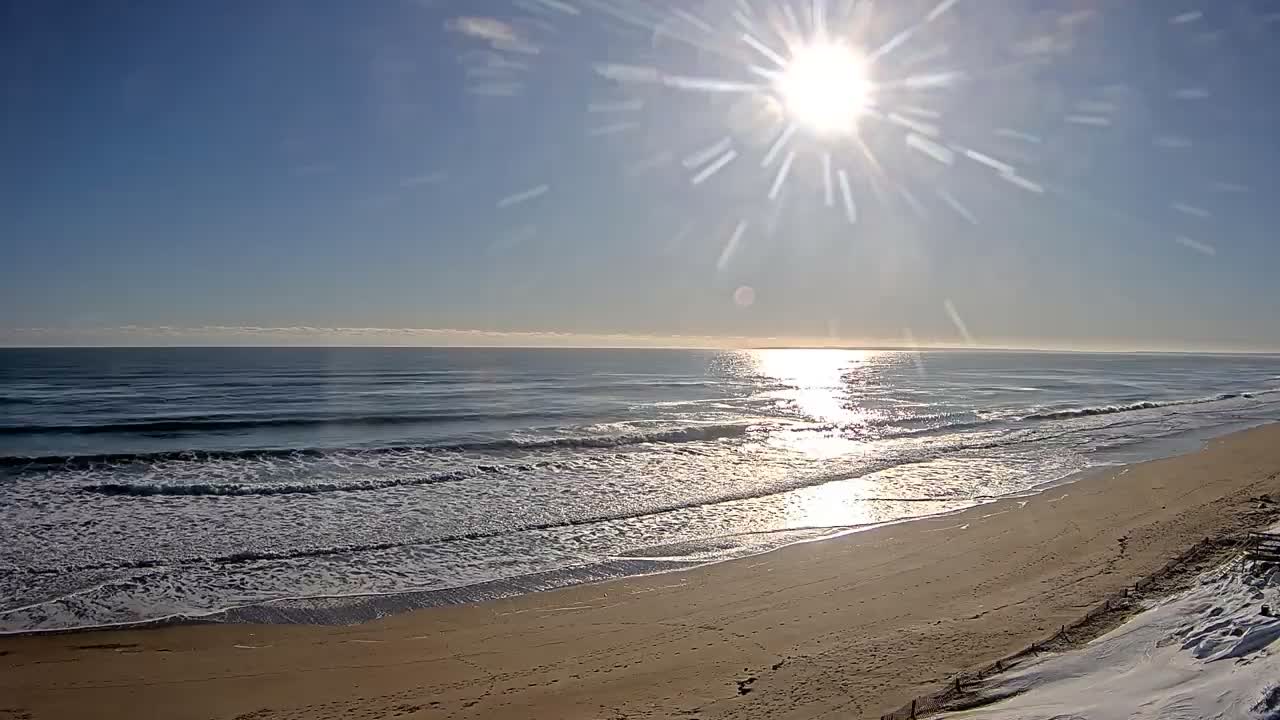 Newburyport, Plum Island Beach South Live Cam - Newburyport, Essex, Massachusetts, USA