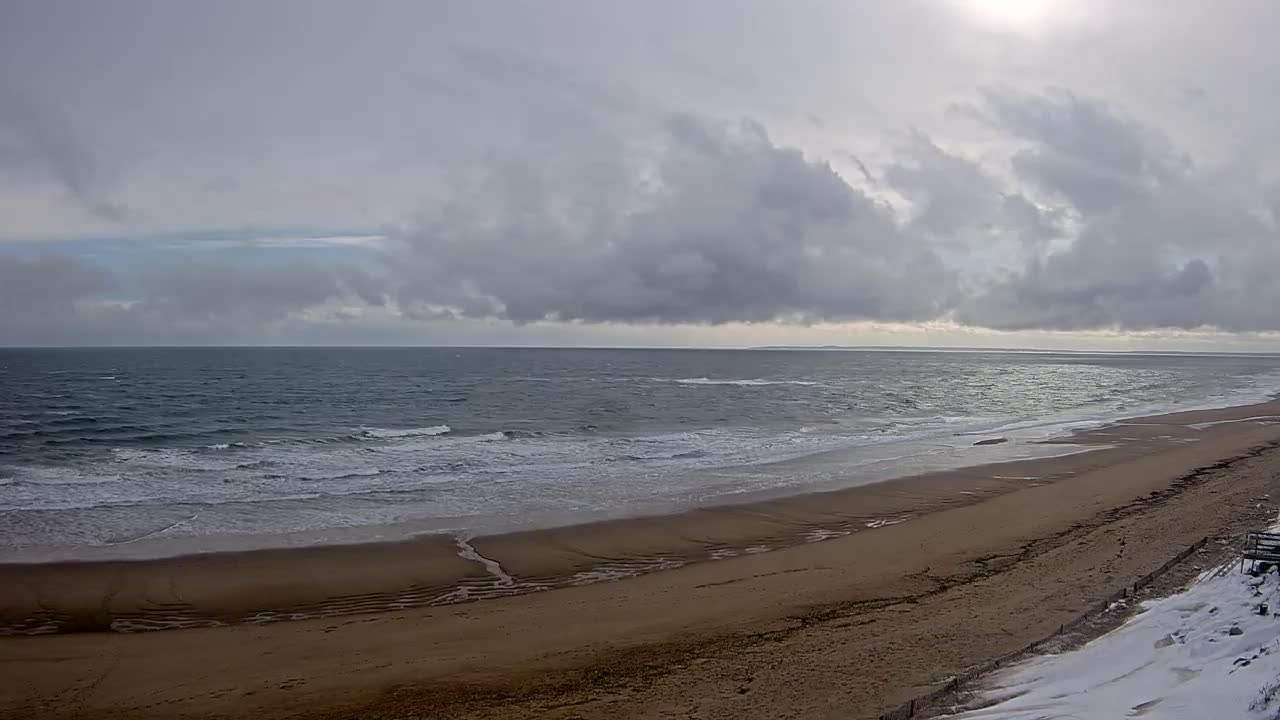 Newburyport, Plum Island Beach South Live Cam - Newburyport, Essex, Massachusetts, USA