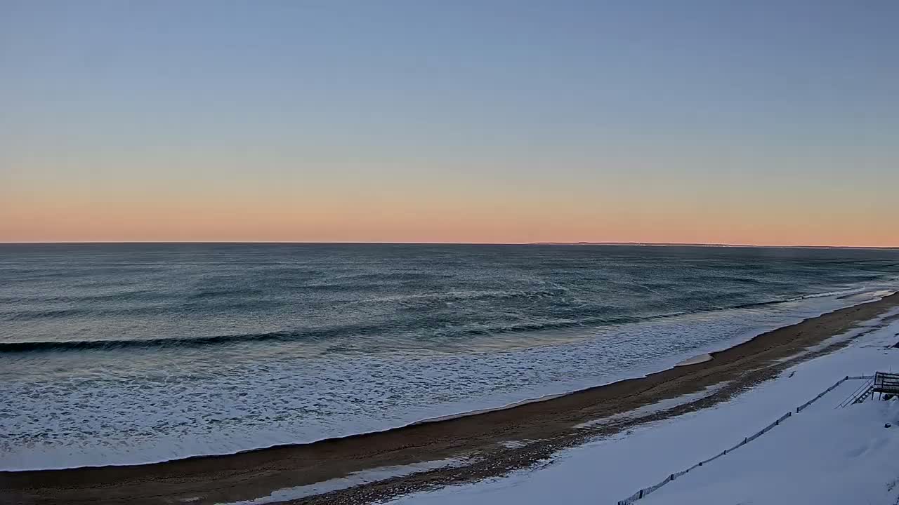 Newburyport, Plum Island Beach South Live Cam - Newburyport, Essex, Massachusetts, USA