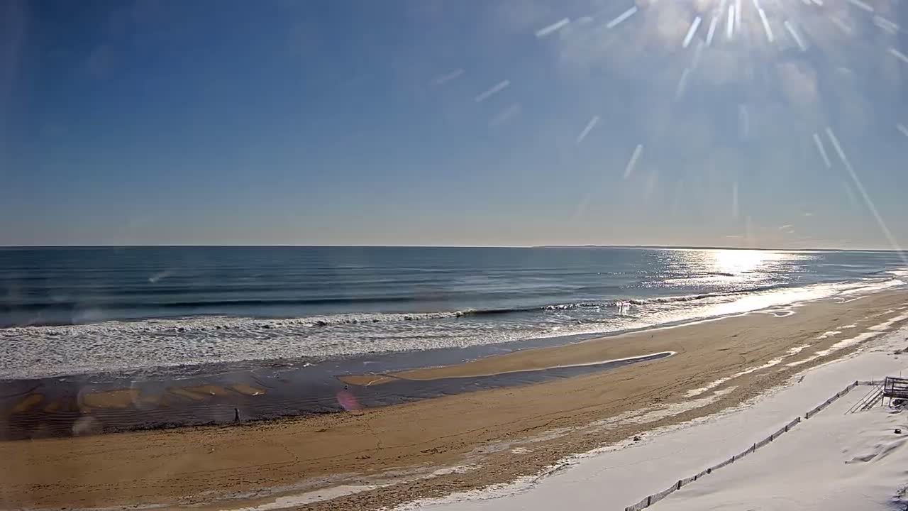 Newburyport, Plum Island Beach South Live Cam - Newburyport, Essex, Massachusetts, USA