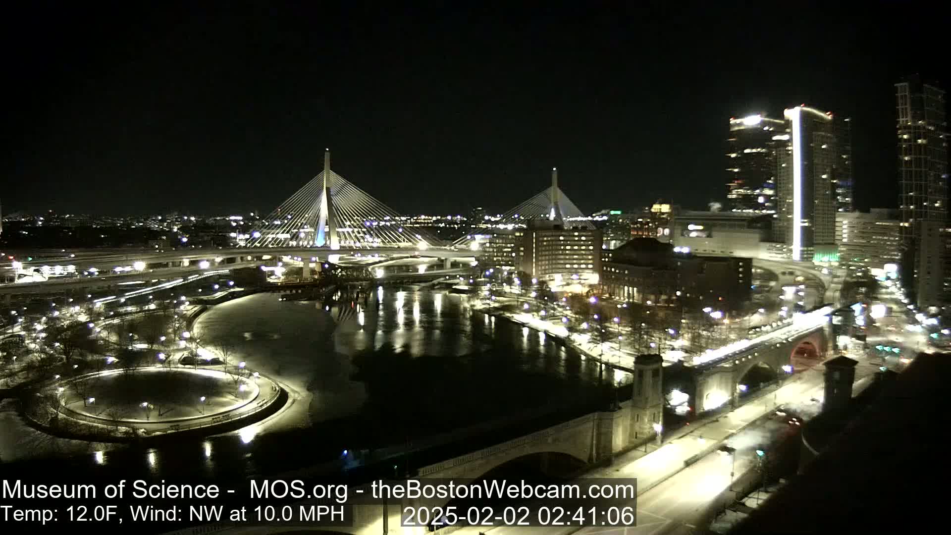  Green Line Subway & Bridge Live Cam - Cambridge, Boston, Massachusetts ,USA
