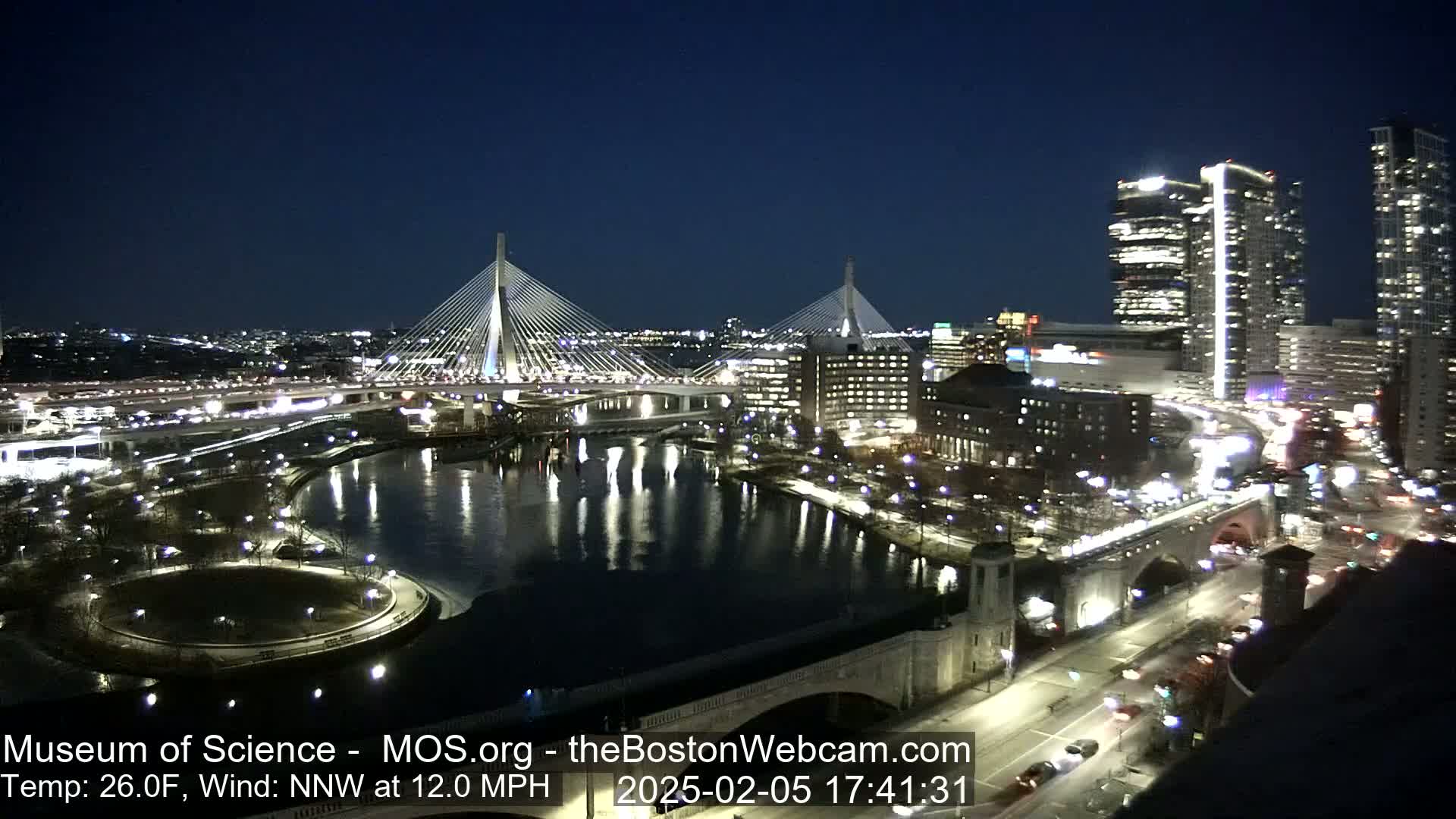  Green Line Subway & Bridge Live Cam - Cambridge, Boston, Massachusetts ,USA