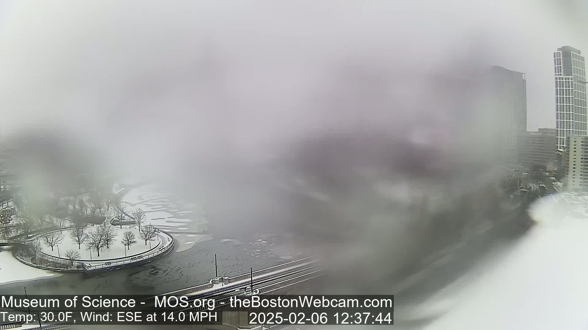  Green Line Subway & Bridge Live Cam - Cambridge, Boston, Massachusetts ,USA