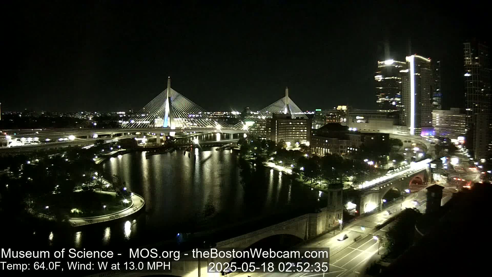  Green Line Subway & Bridge Live Cam - Cambridge, Boston, Massachusetts ,USA