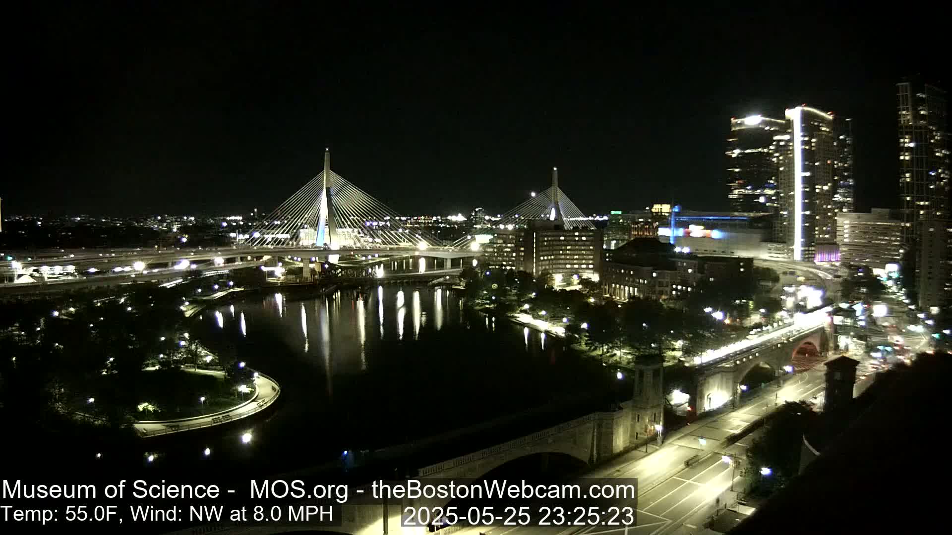  Green Line Subway & Bridge Live Cam - Cambridge, Boston, Massachusetts ,USA