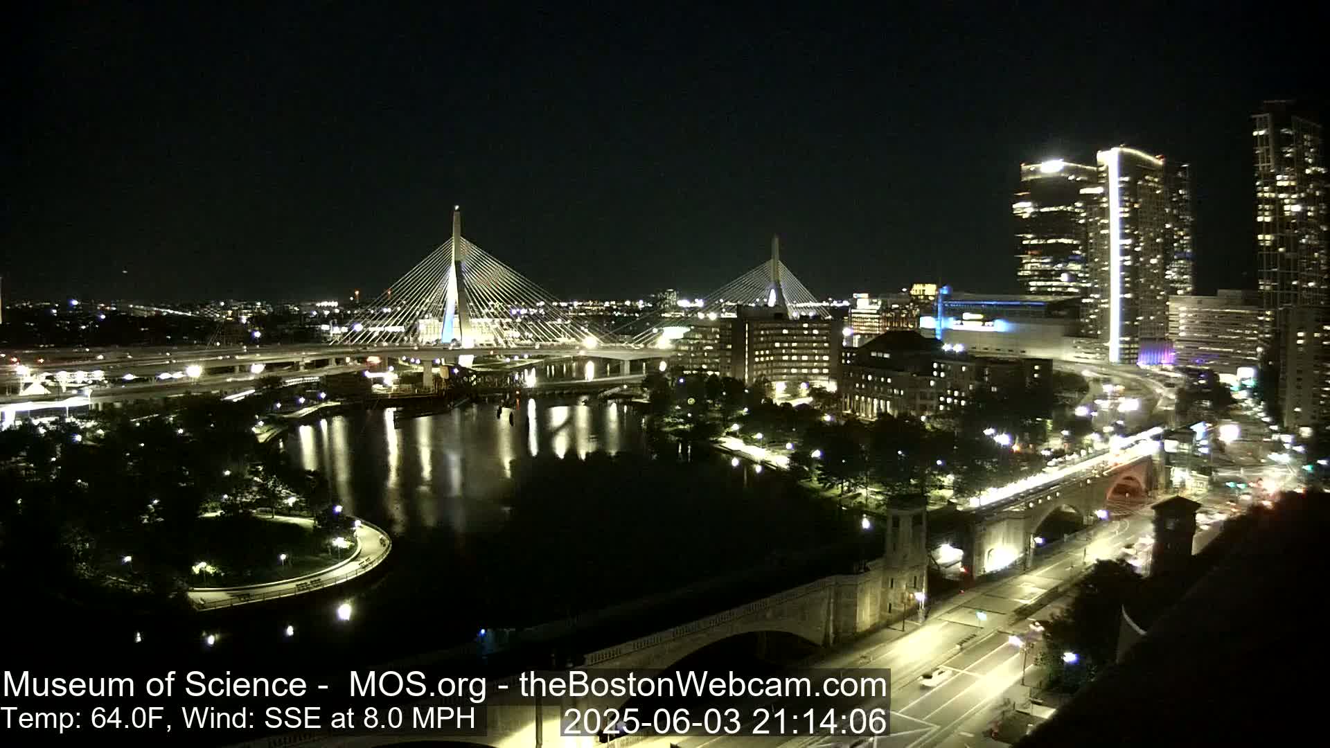  Green Line Subway & Bridge Live Cam - Cambridge, Boston, Massachusetts ,USA