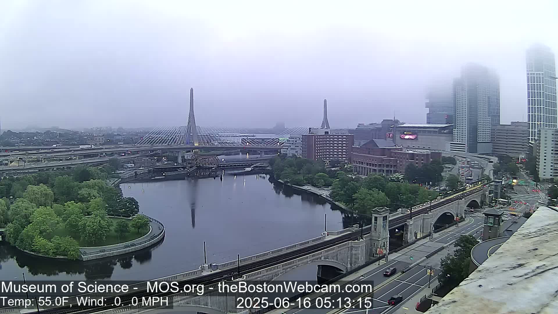  Green Line Subway & Bridge Live Cam - Cambridge, Boston, Massachusetts ,USA