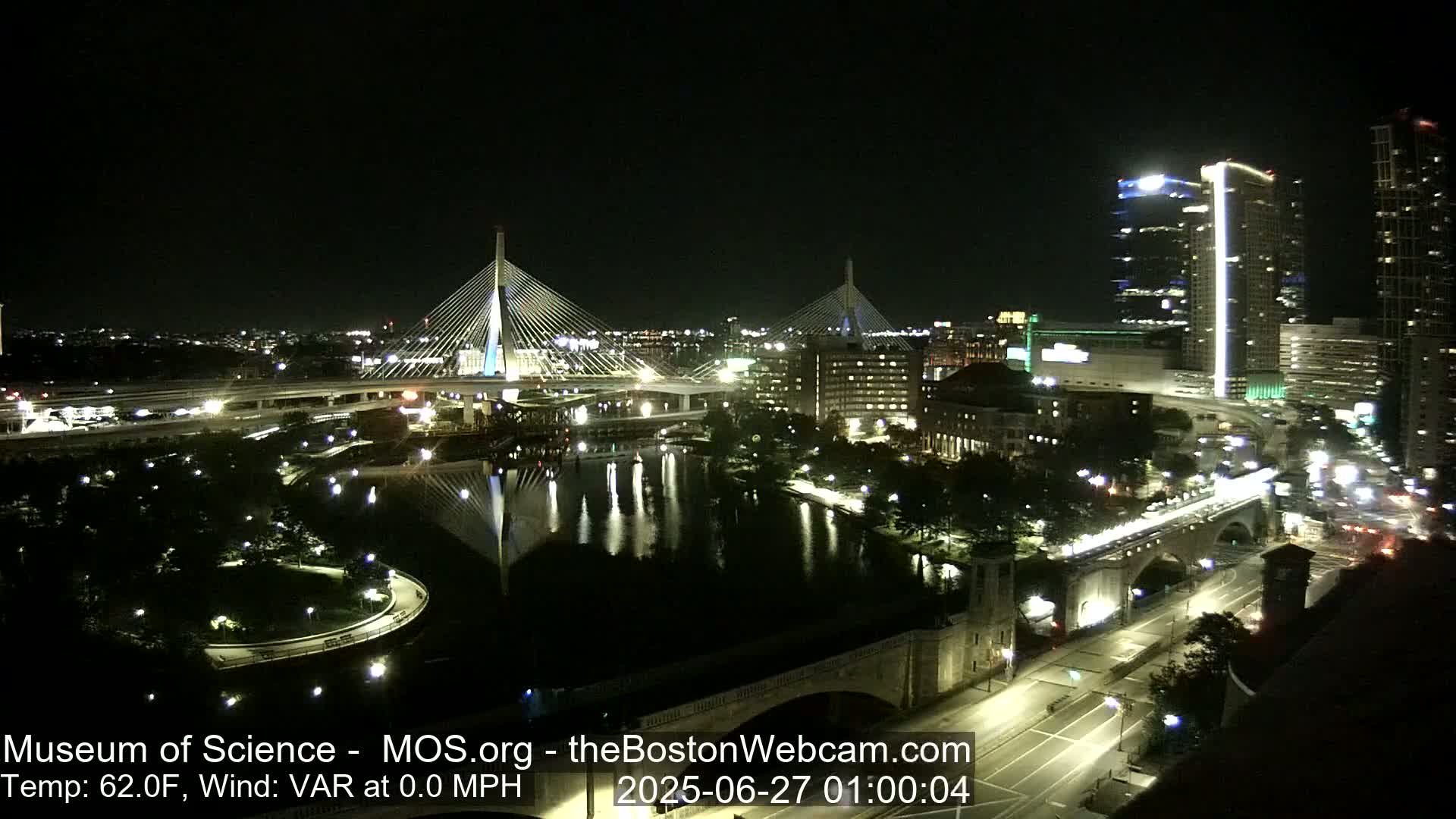  Green Line Subway & Bridge Live Cam - Cambridge, Boston, Massachusetts ,USA