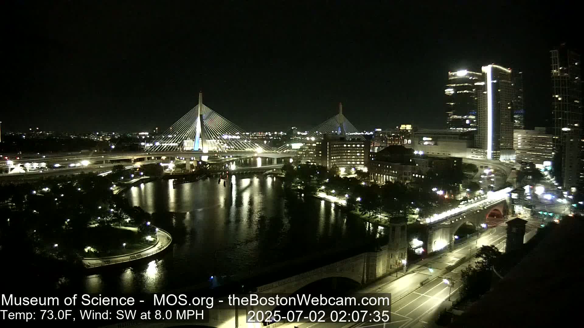  Green Line Subway & Bridge Live Cam - Cambridge, Boston, Massachusetts ,USA