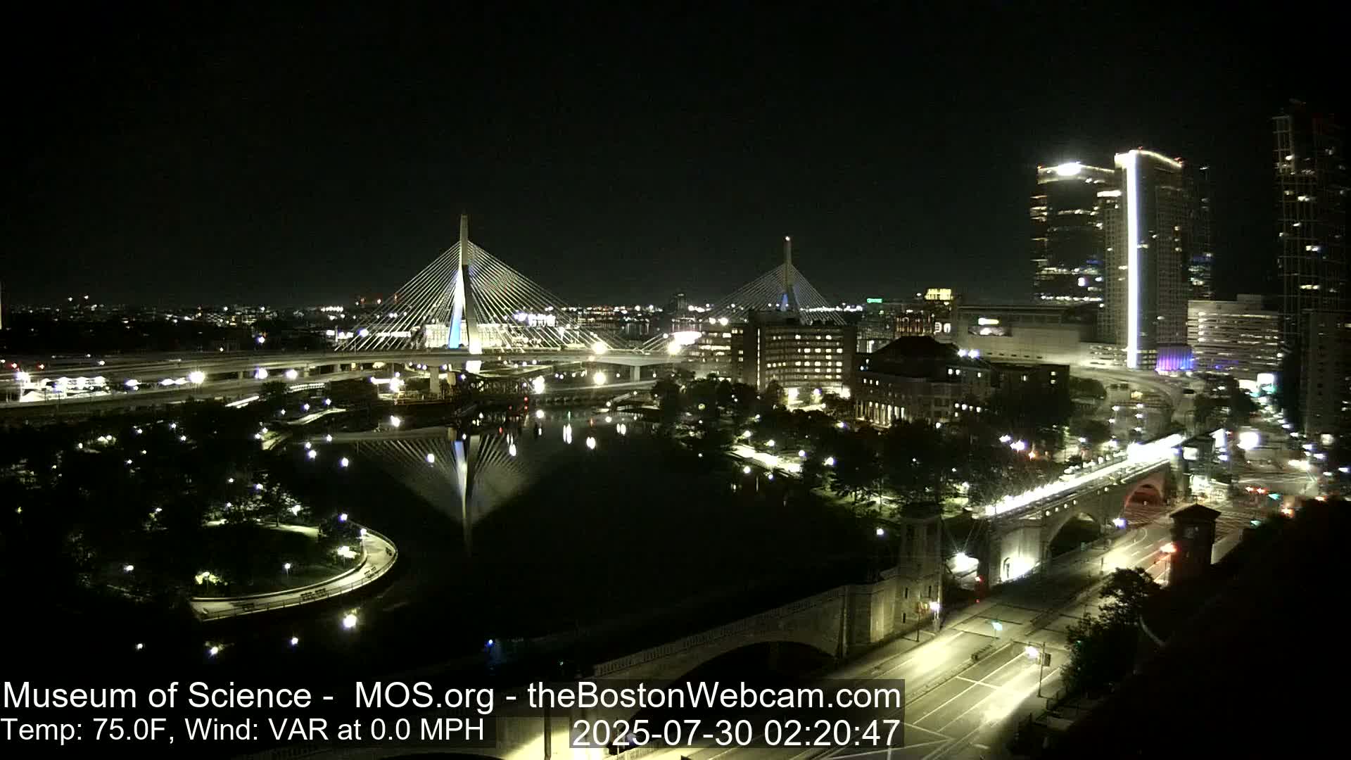  Green Line Subway & Bridge Live Cam - Cambridge, Boston, Massachusetts ,USA