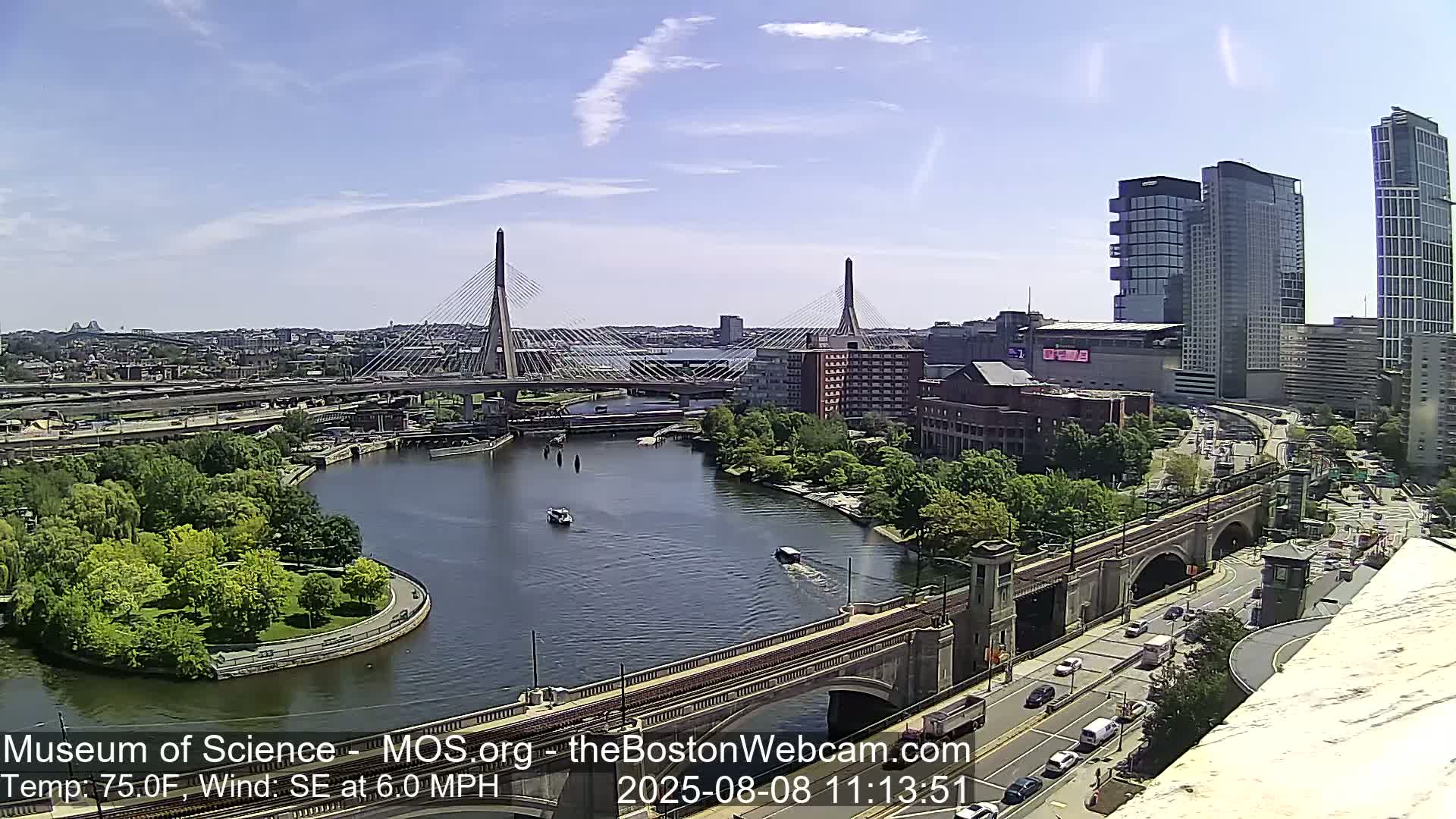 Green Line Subway & Bridge Live Cam - Cambridge, Boston, Massachusetts ,USA