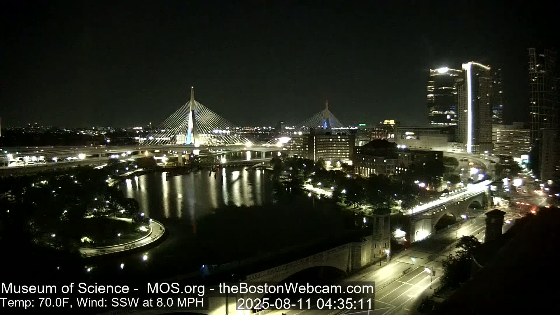  Green Line Subway & Bridge Live Cam - Cambridge, Boston, Massachusetts ,USA