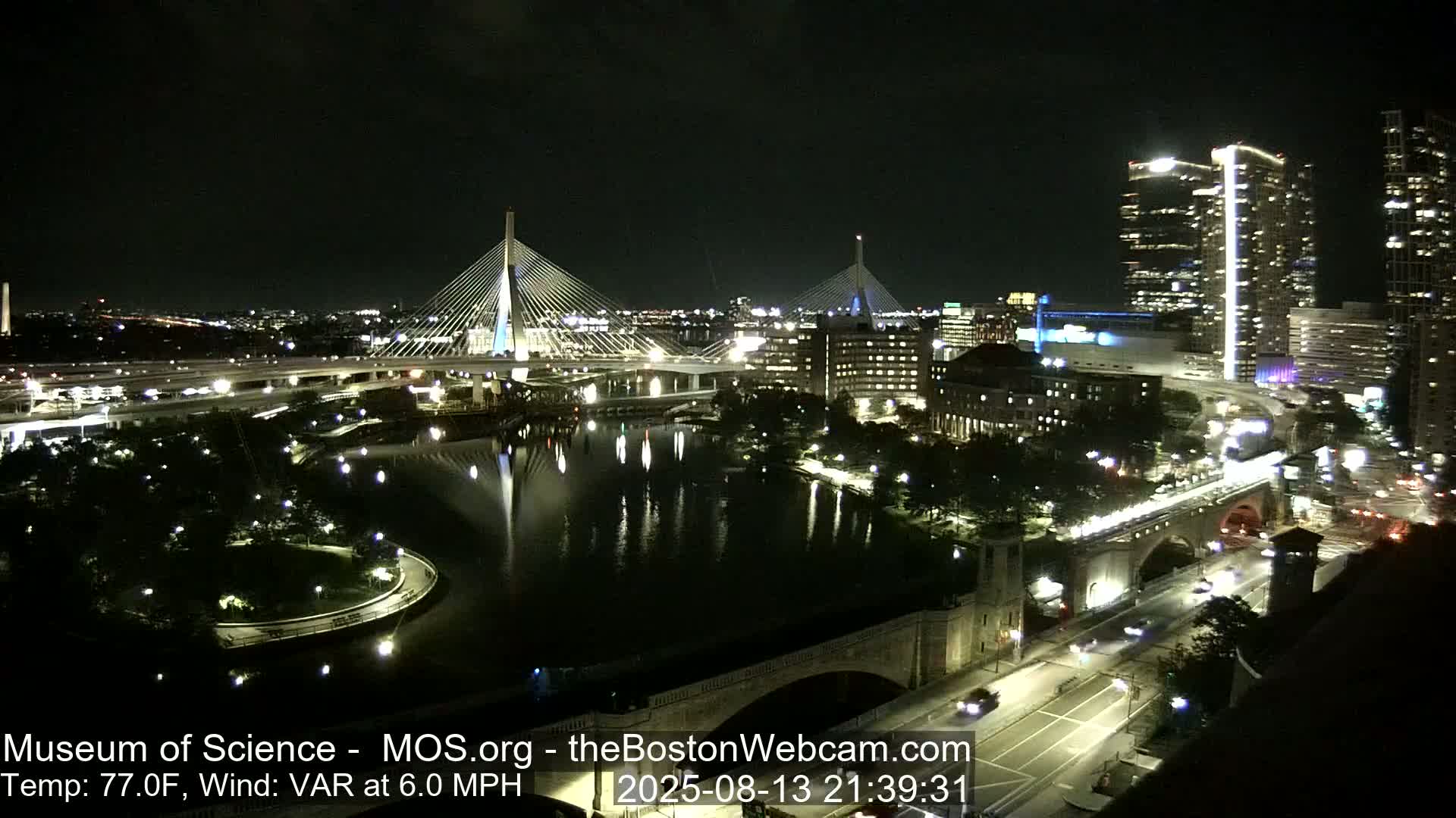  Green Line Subway & Bridge Live Cam - Cambridge, Boston, Massachusetts ,USA