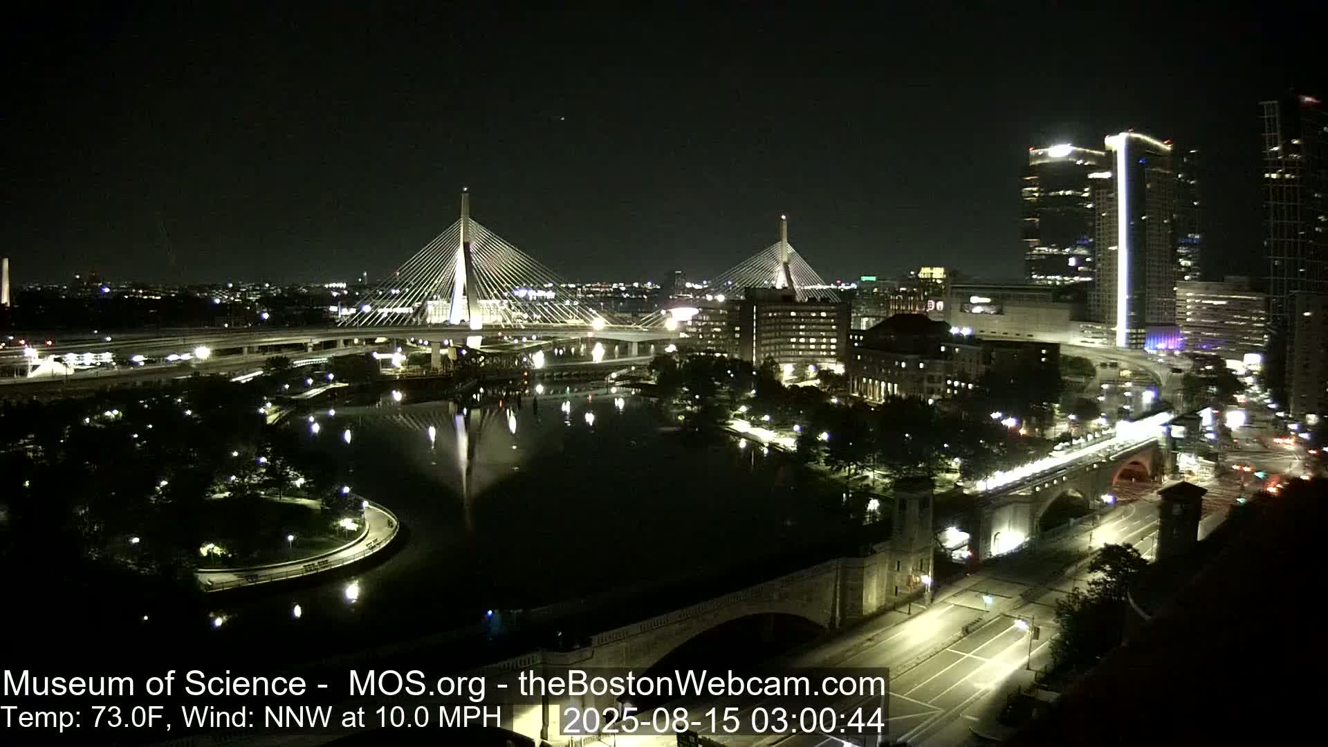  Green Line Subway & Bridge Live Cam - Cambridge, Boston, Massachusetts ,USA