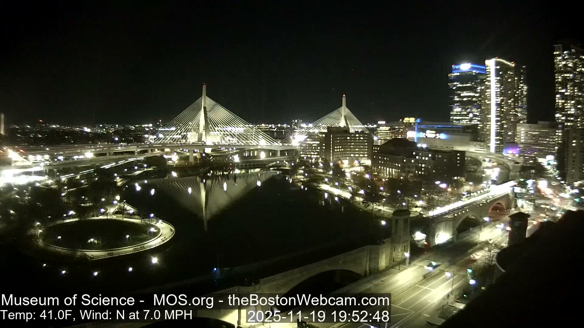  Green Line Subway & Bridge Live Cam - Cambridge, Boston, Massachusetts ,USA