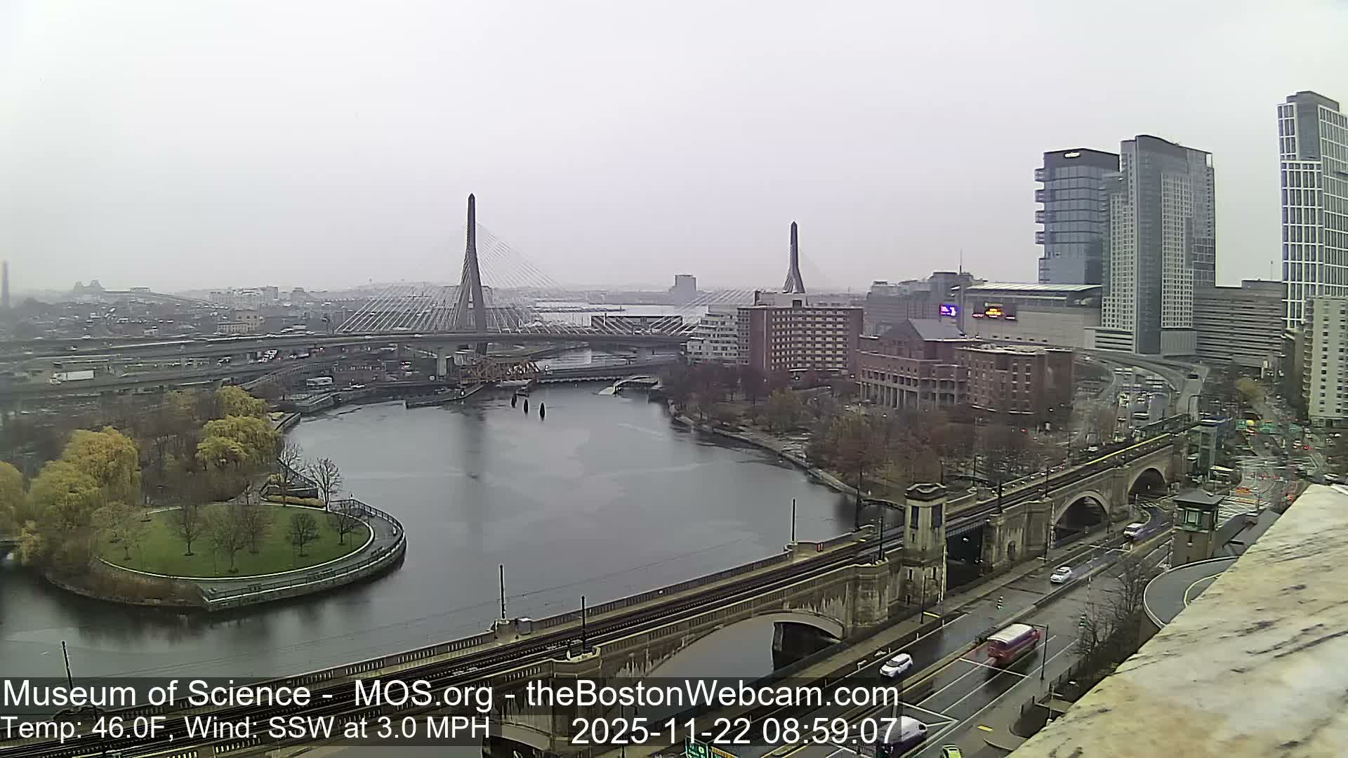  Green Line Subway & Bridge Live Cam - Cambridge, Boston, Massachusetts ,USA