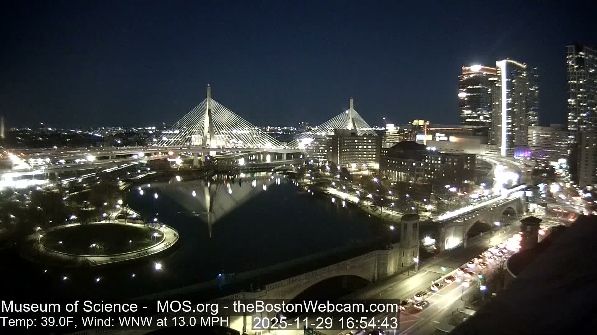  Green Line Subway & Bridge Live Cam - Cambridge, Boston, Massachusetts ,USA