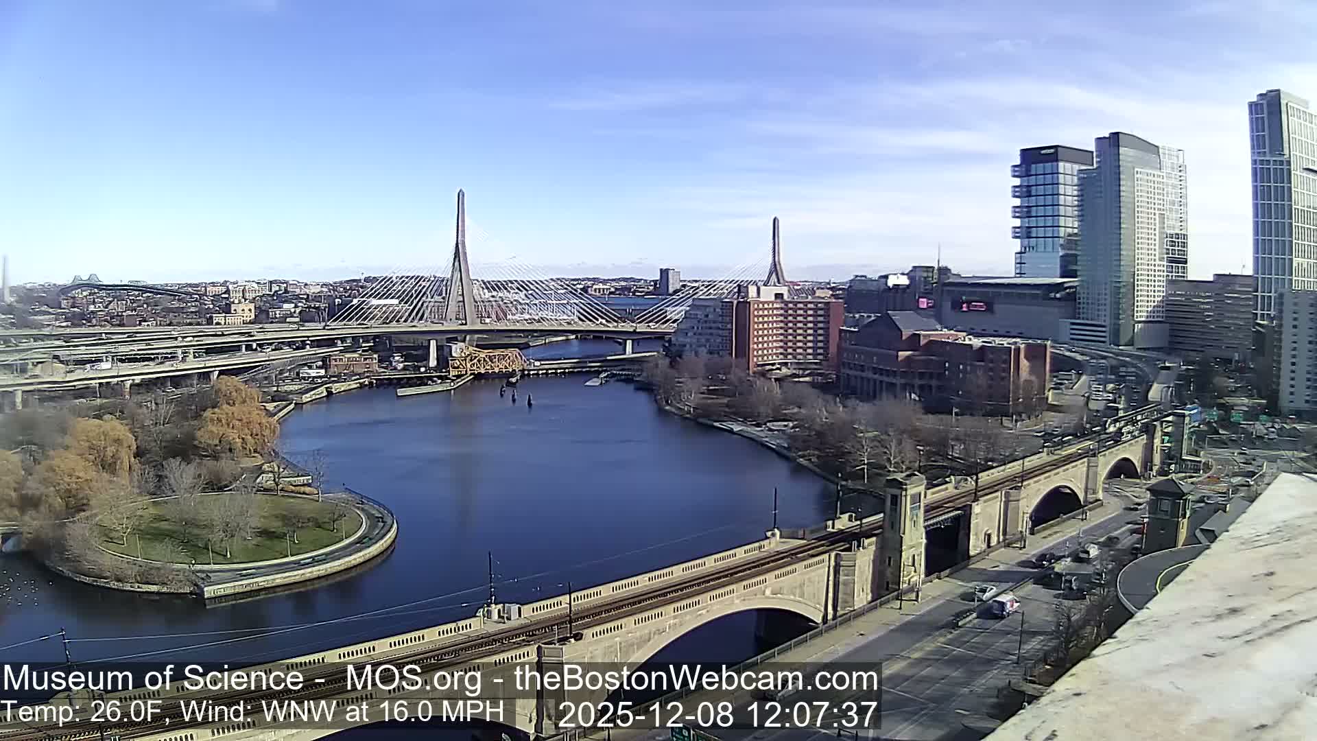  Green Line Subway & Bridge Live Cam - Cambridge, Boston, Massachusetts ,USA