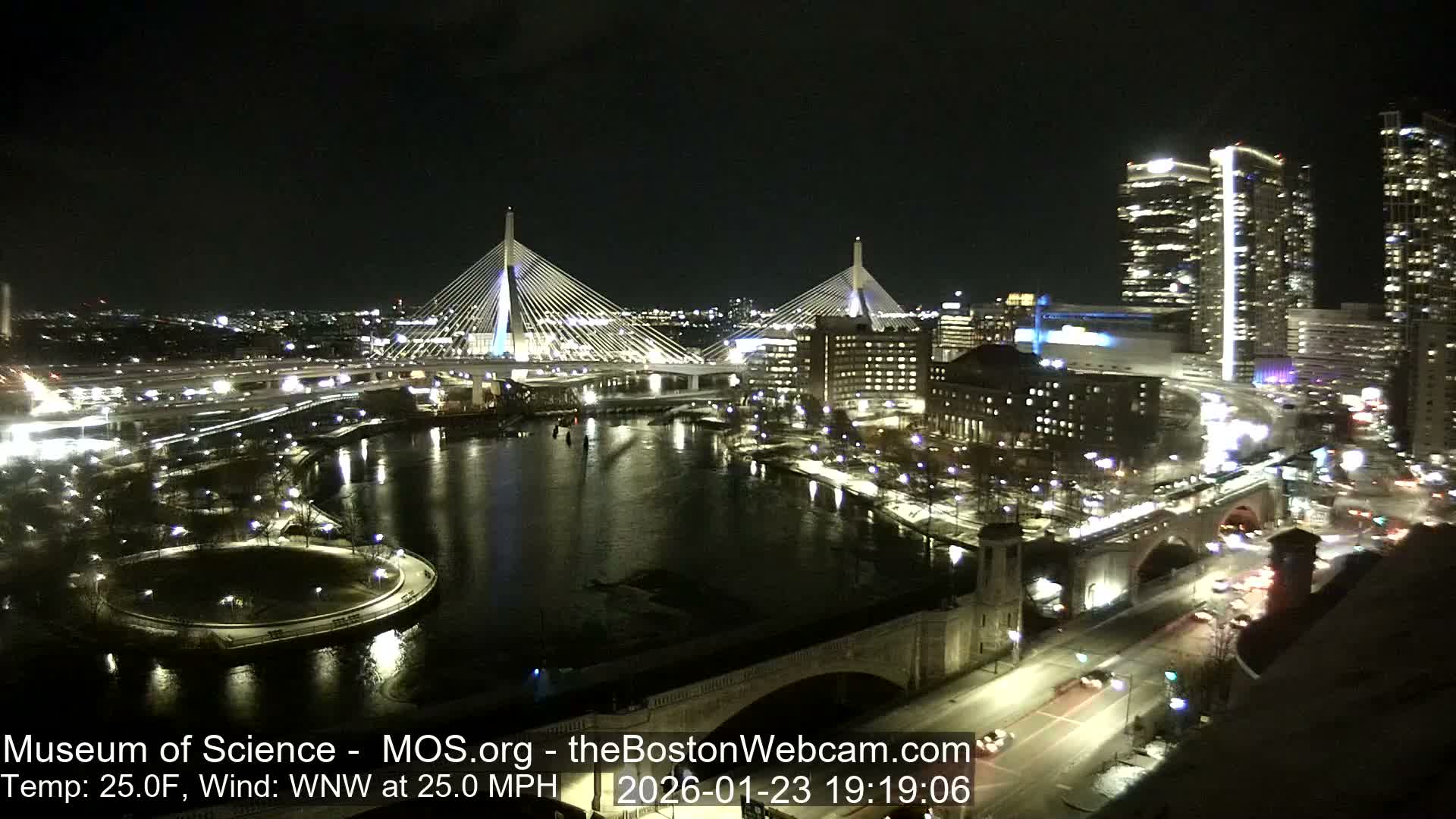  Green Line Subway & Bridge Live Cam - Cambridge, Boston, Massachusetts ,USA