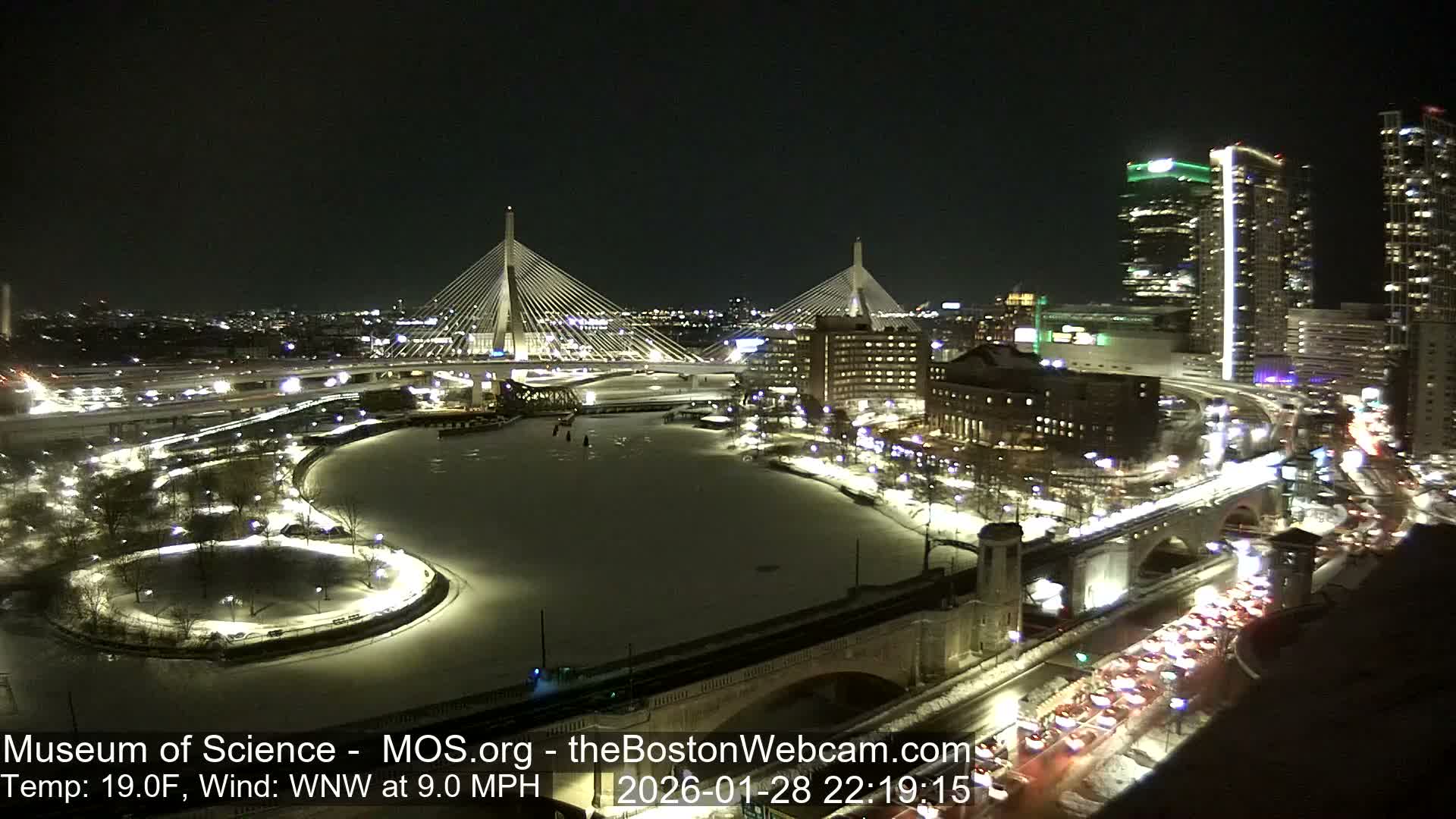  Green Line Subway & Bridge Live Cam - Cambridge, Boston, Massachusetts ,USA