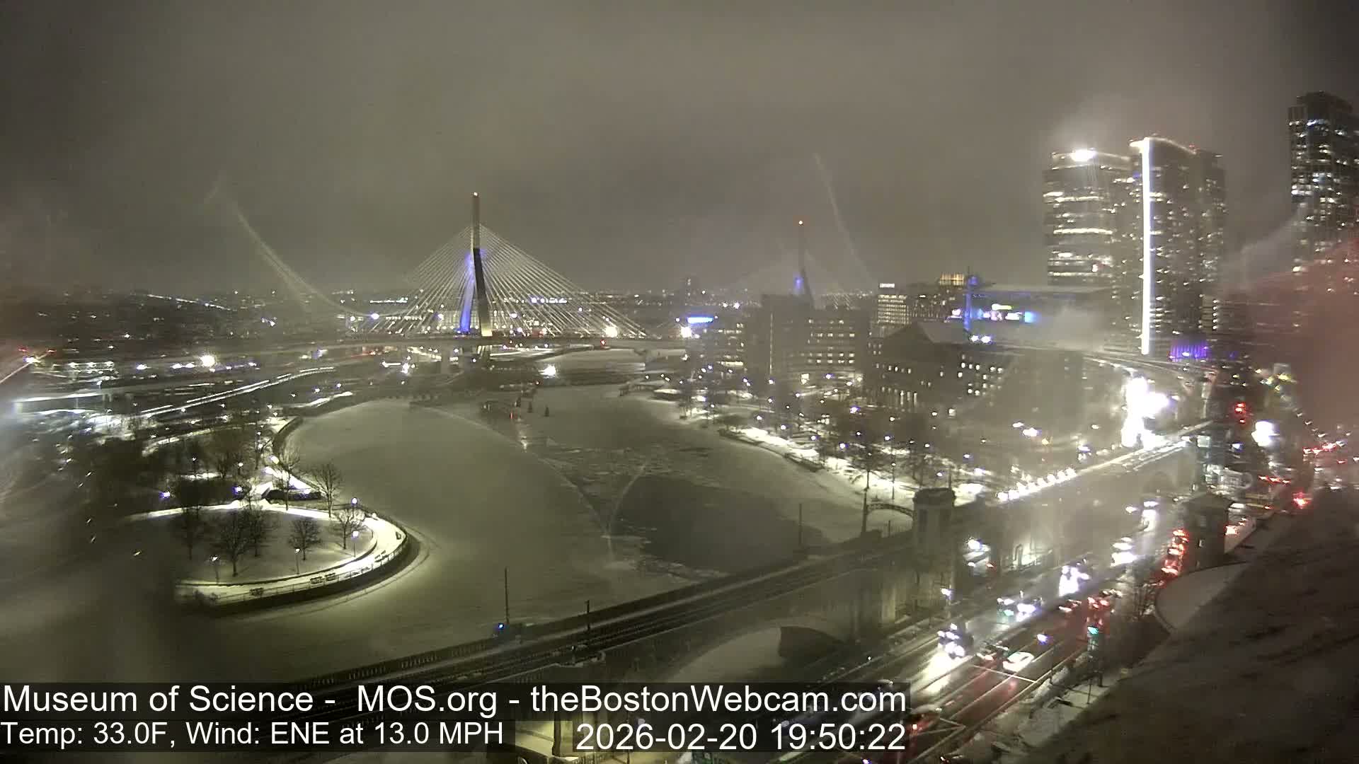  Green Line Subway & Bridge Live Cam - Cambridge, Boston, Massachusetts ,USA