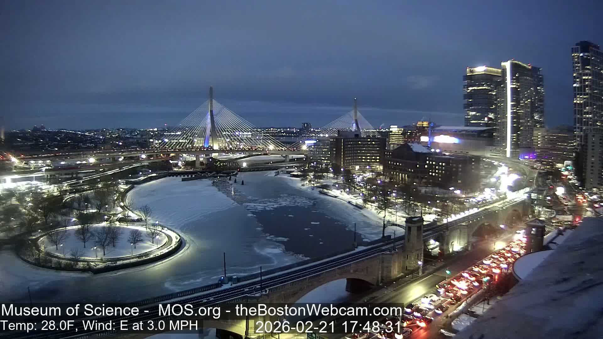  Green Line Subway & Bridge Live Cam - Cambridge, Boston, Massachusetts ,USA