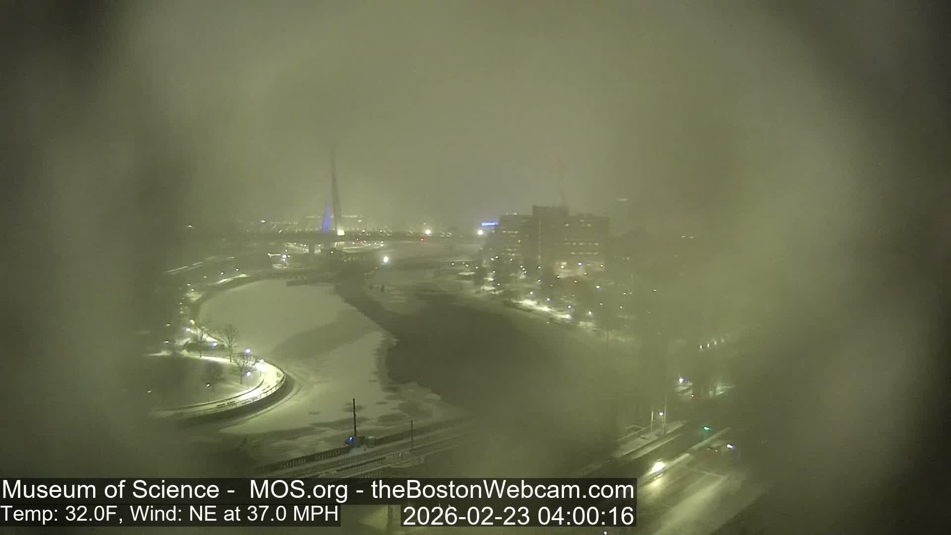  Green Line Subway & Bridge Live Cam - Cambridge, Boston, Massachusetts ,USA