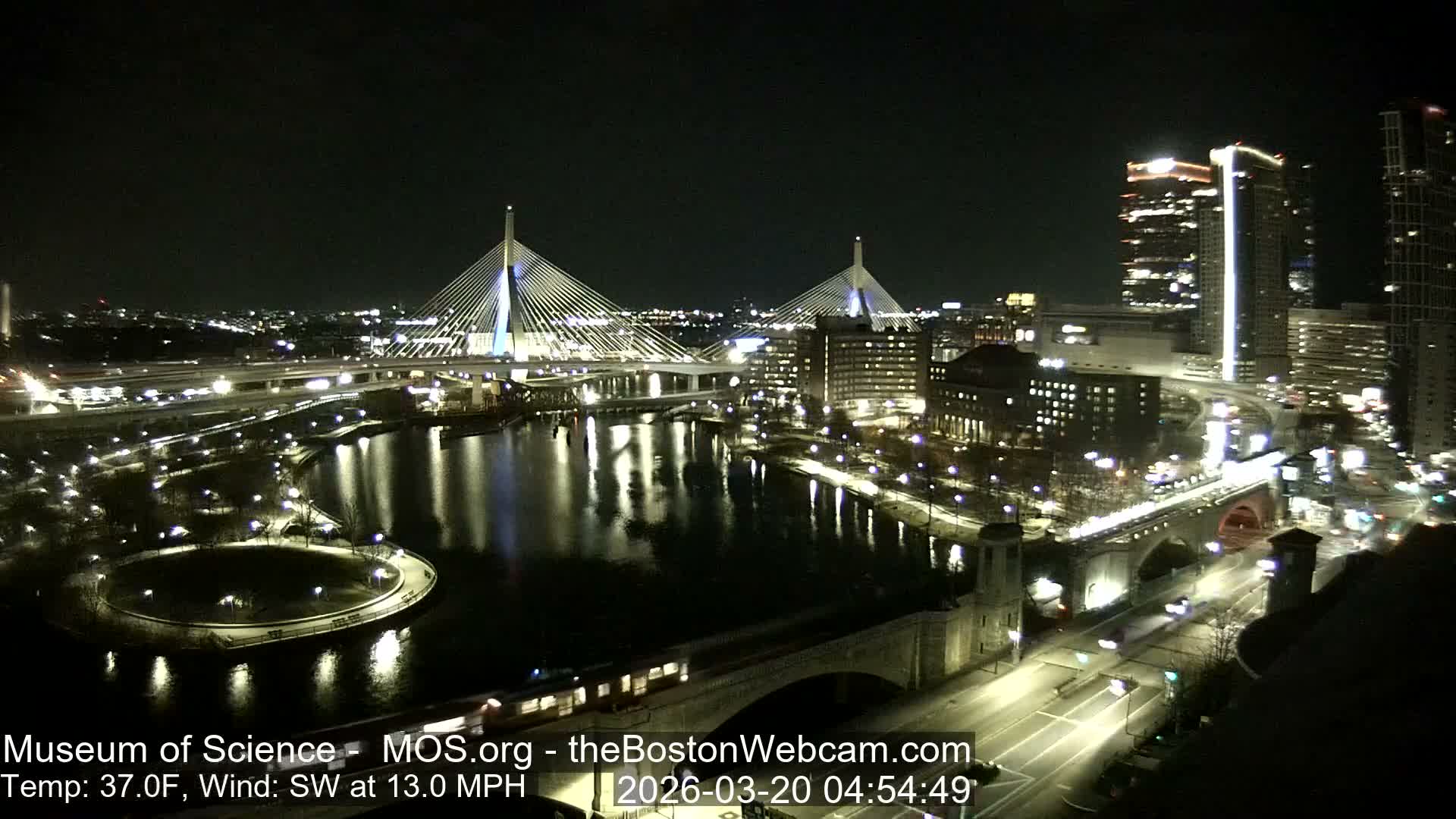  Green Line Subway & Bridge Live Cam - Cambridge, Boston, Massachusetts ,USA