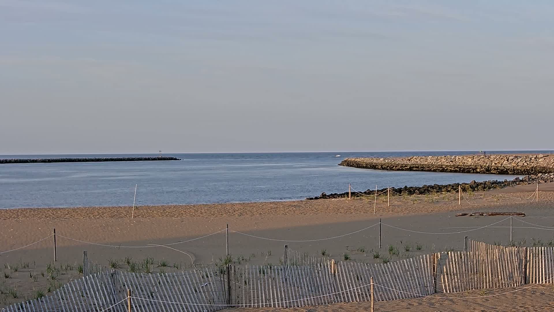 Newburyport, Mouth of the Merrimack River Live Cam - Newburyport, Essex, Massachusetts, USA