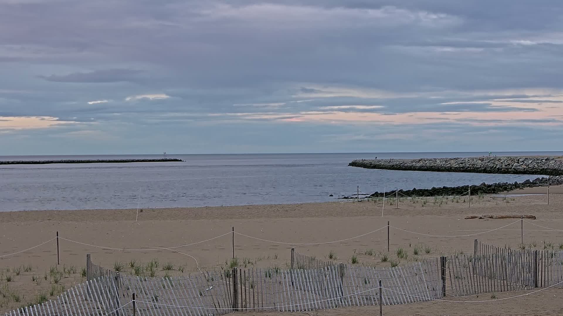 Newburyport, Mouth of the Merrimack River Live Cam - Newburyport, Essex, Massachusetts, USA