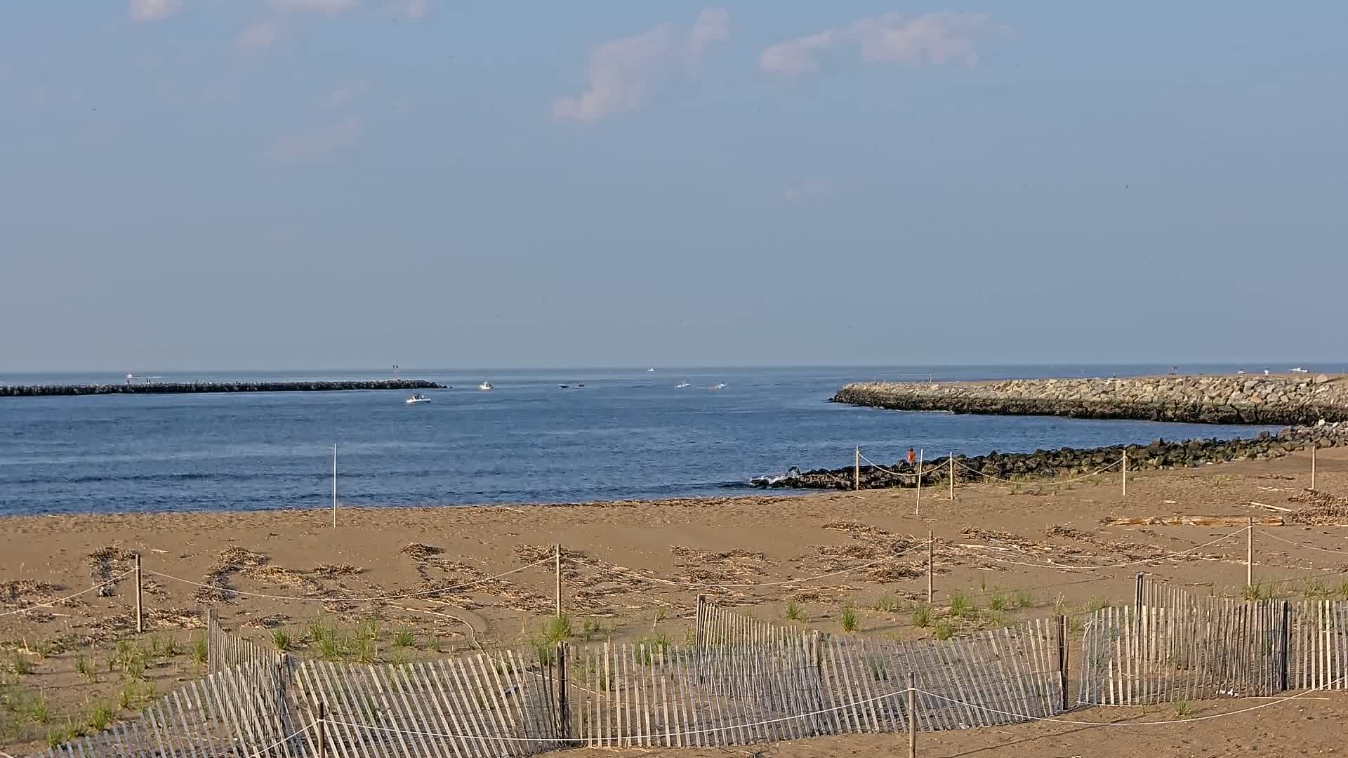 Newburyport, Mouth of the Merrimack River Live Cam - Newburyport, Essex, Massachusetts, USA