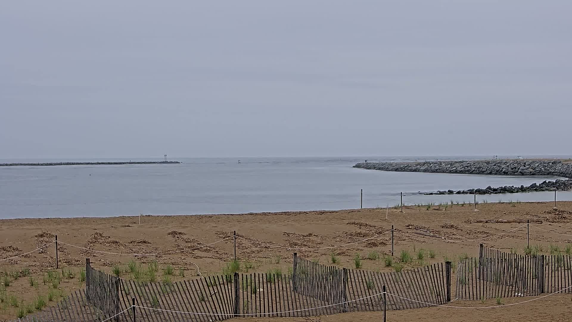 Newburyport, Mouth of the Merrimack River Live Cam - Newburyport, Essex, Massachusetts, USA
