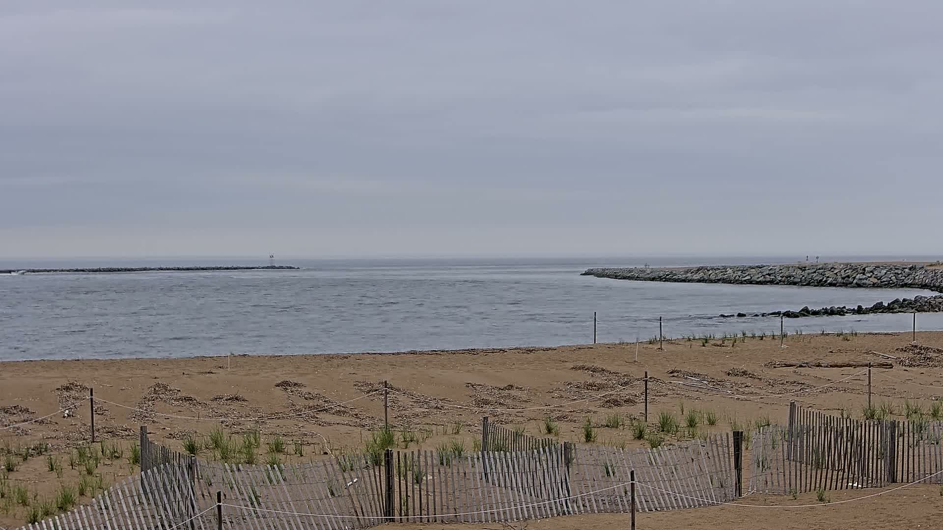 Newburyport, Mouth of the Merrimack River Live Cam - Newburyport, Essex, Massachusetts, USA