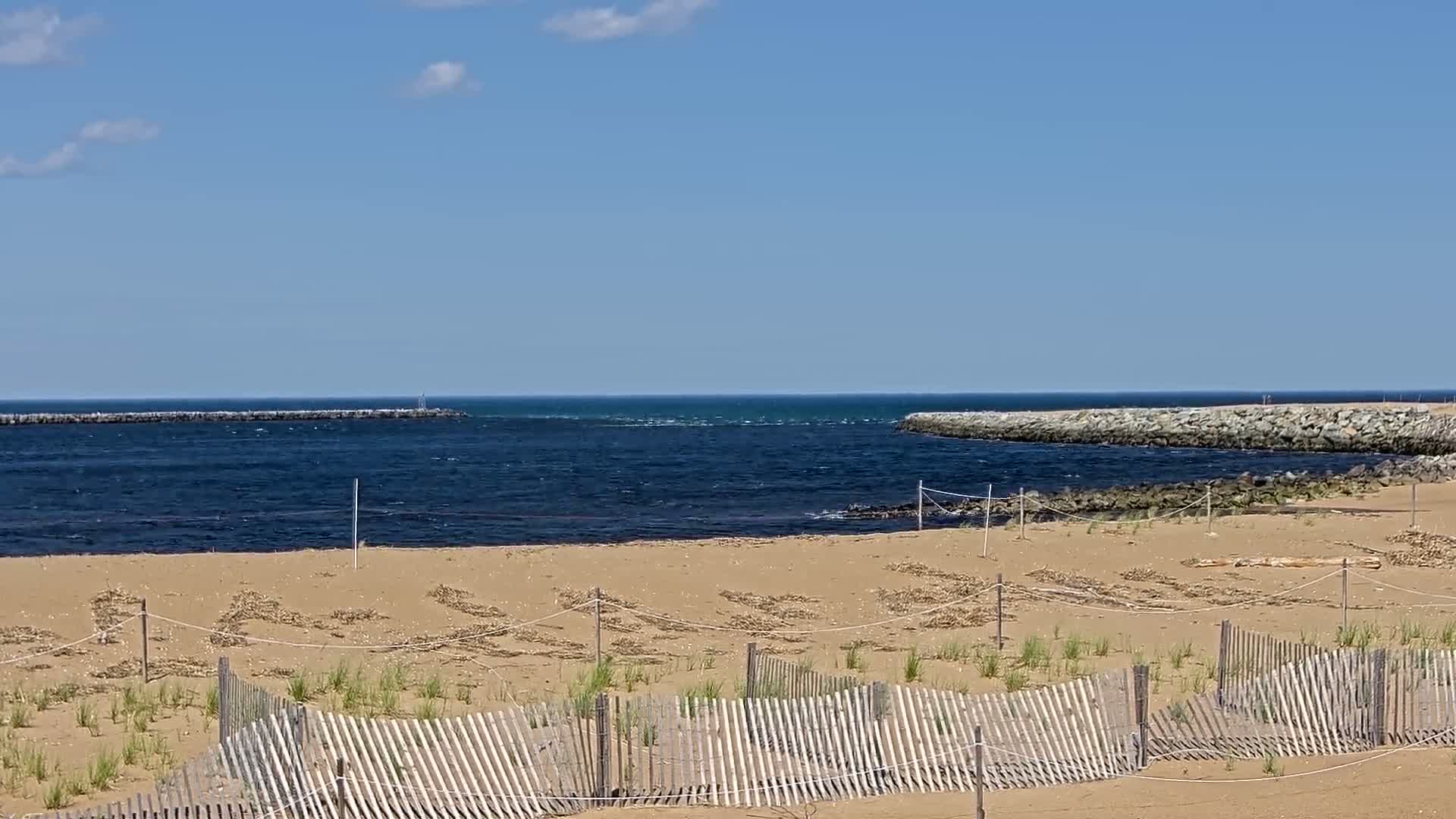 Newburyport, Mouth of the Merrimack River Live Cam - Newburyport, Essex, Massachusetts, USA