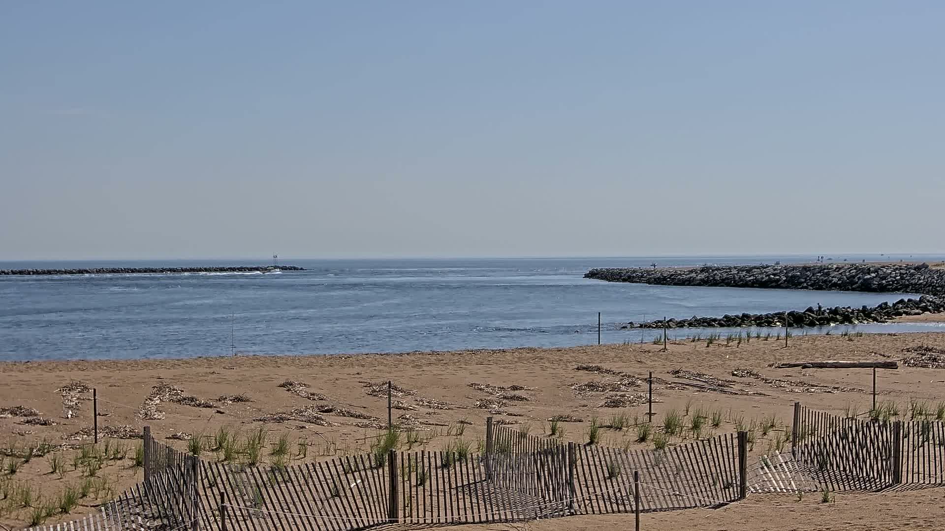 Newburyport, Mouth of the Merrimack River Live Cam - Newburyport, Essex, Massachusetts, USA