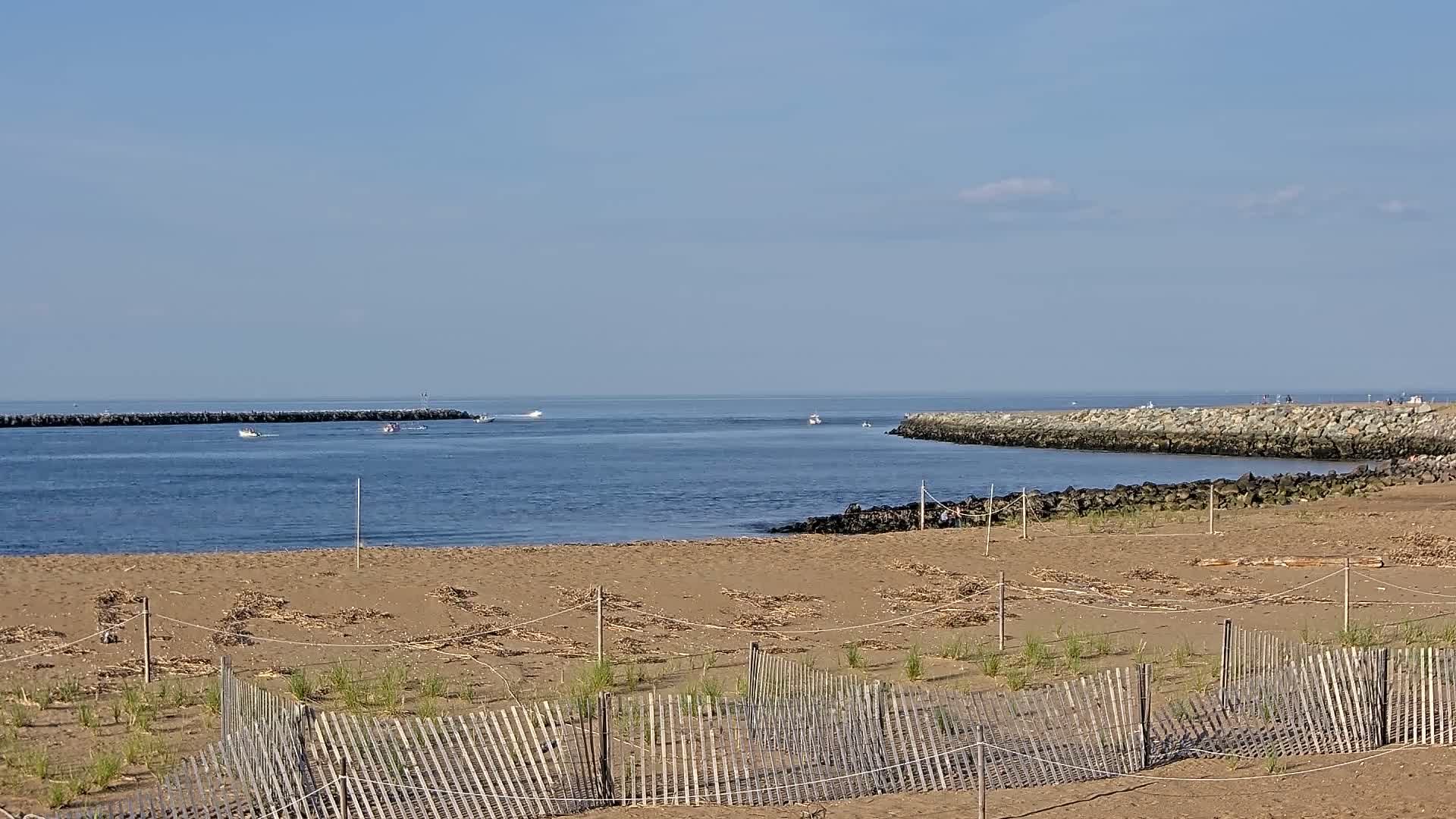 Newburyport, Mouth of the Merrimack River Live Cam - Newburyport, Essex, Massachusetts, USA