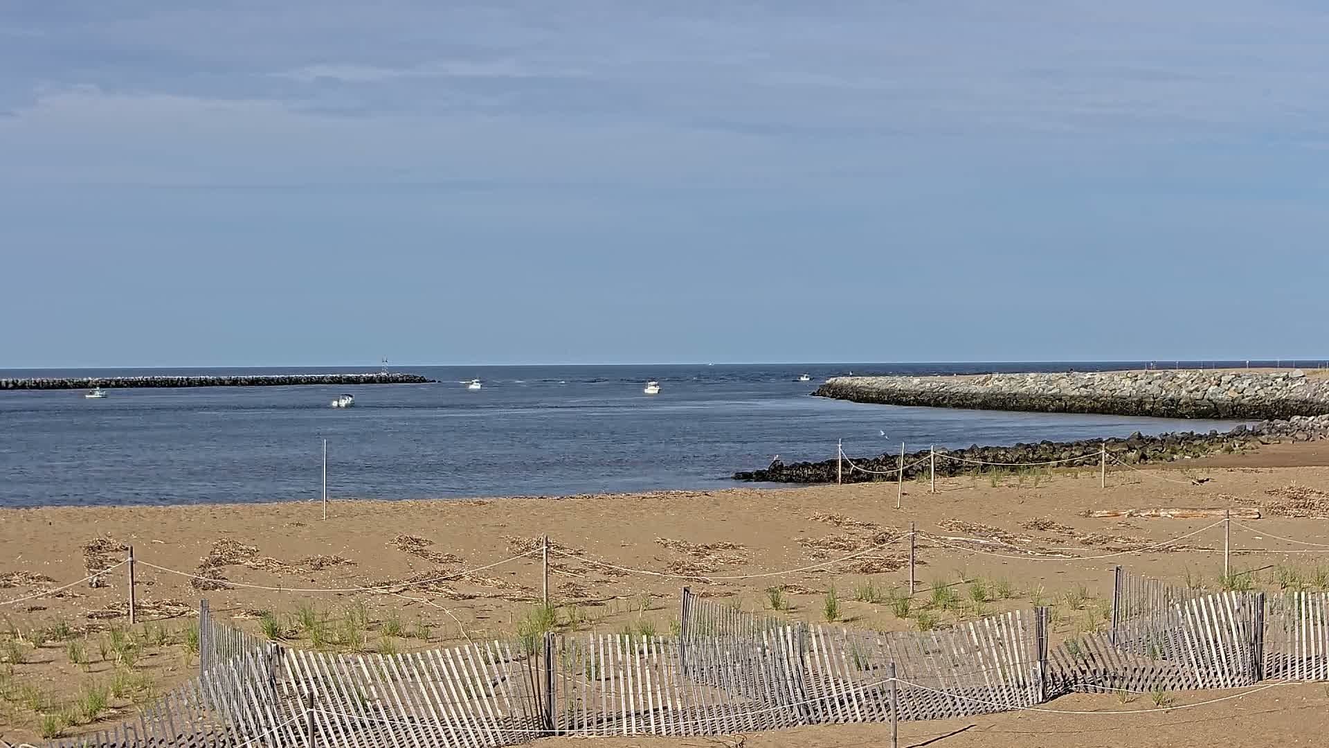 Newburyport, Mouth of the Merrimack River Live Cam - Newburyport, Essex, Massachusetts, USA